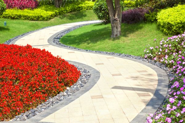 Cost of Garden Walkway Installation in Issaquah