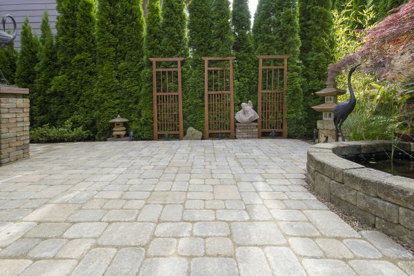 Cost of Backyard Hardscape Service in Issaquah
